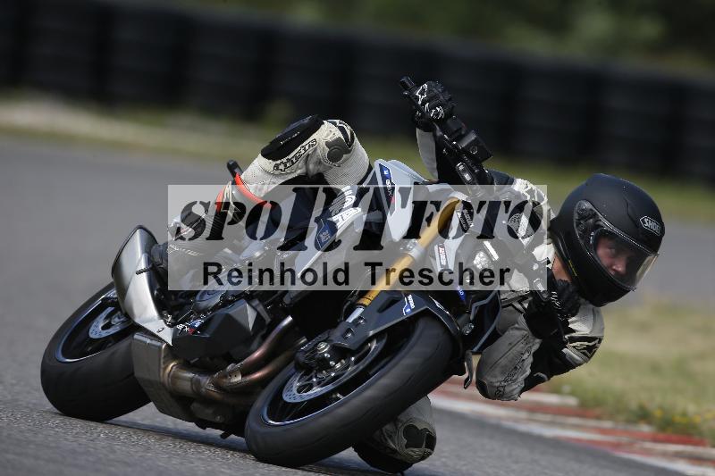 /Archiv-2023/47 24.07.2023 Track Day Motos Dario - Moto Club Anneau du Rhin/35